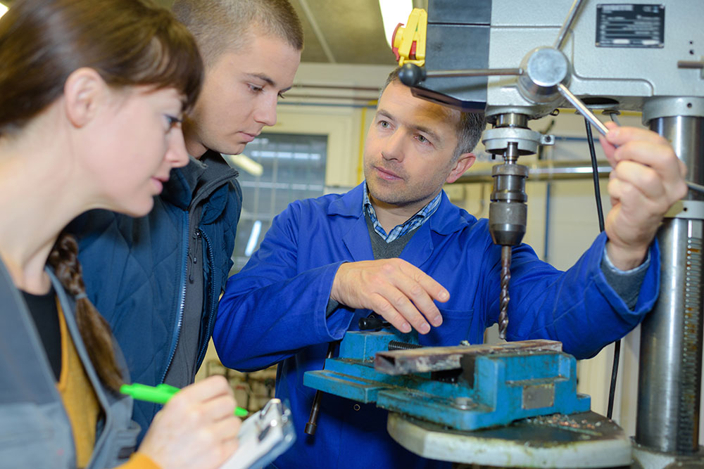 Mach die Lehre zum Metalltechniker